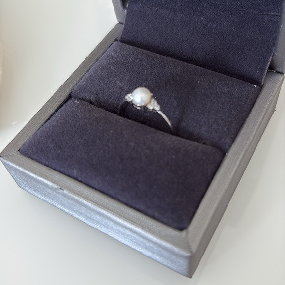 Pearl ring - Picture 2 of 2